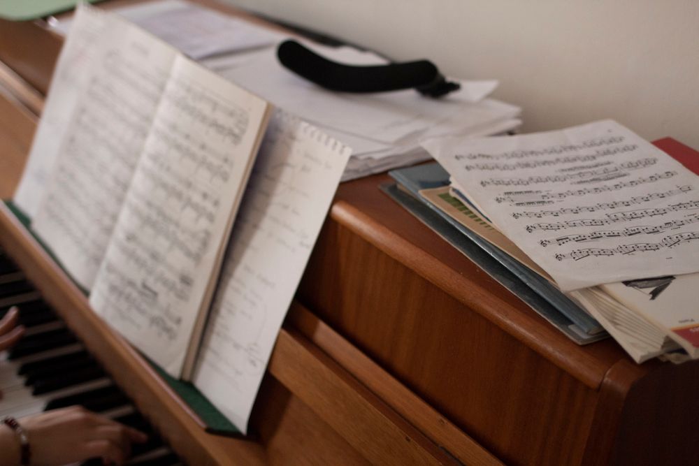 How to store sheet music and organise it
